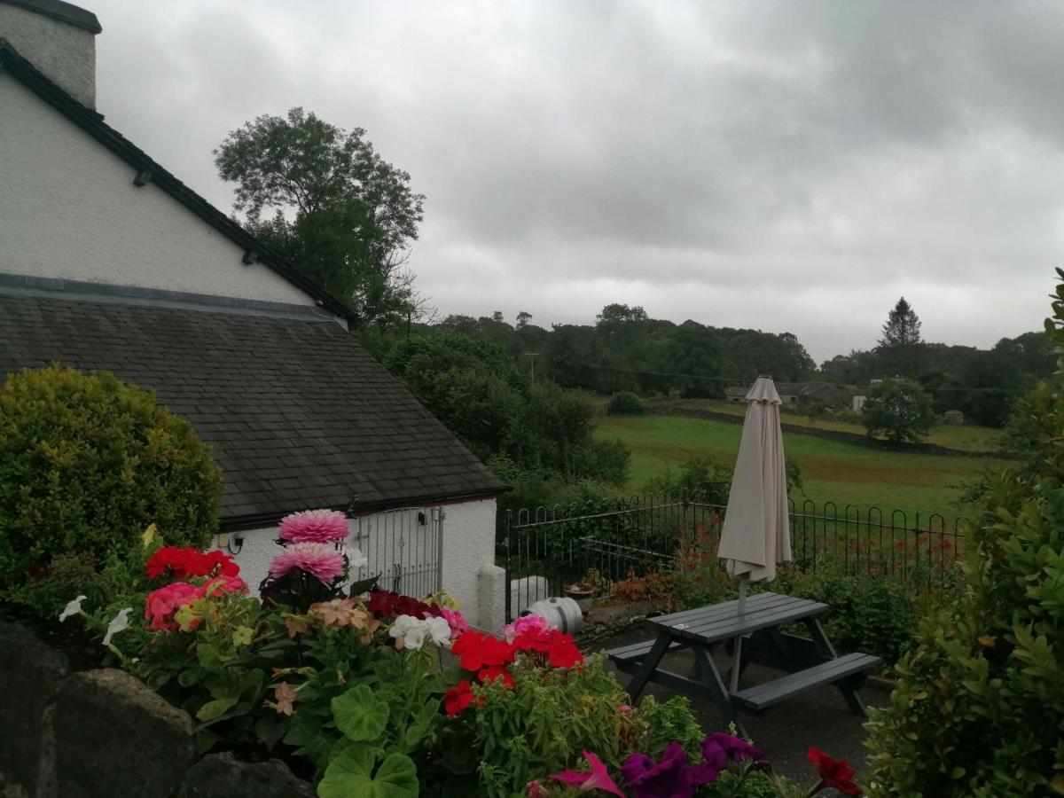 The Brown Horse Inn Winster  Exterior photo